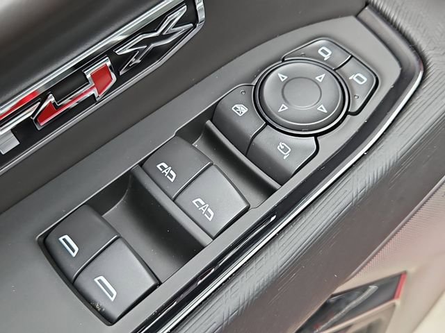 Used 2026 GMC Sierra 1500 AT4X w/ LPO, Black Badging Package AWD/4WD image 17
