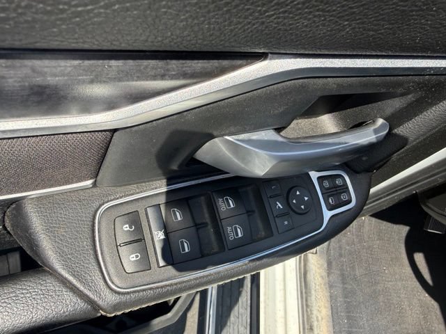 Used 2024 RAM 2500 Big Horn AWD/4WD image 17