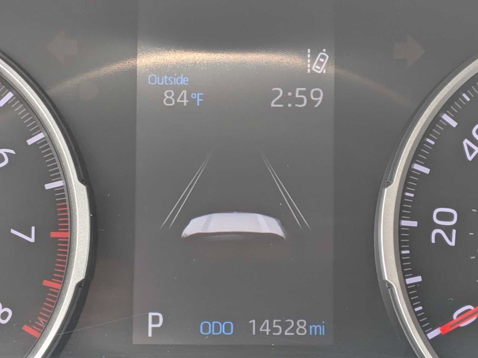 Used 2021 Toyota RAV4 XLE FWD image 30