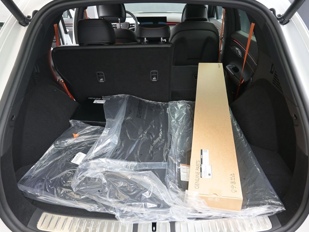 New 2026 Genesis GV70 3.5T Sport Advanced image 17