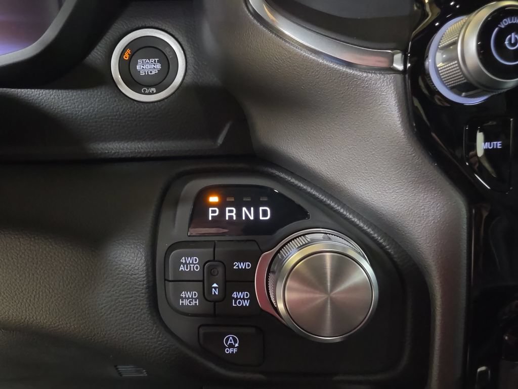 New 2027 RAM 1500 Laramie w/ Night Edition AWD/4WD image 19