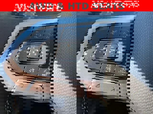 New 2025 Volkswagen Tiguan SE image 29