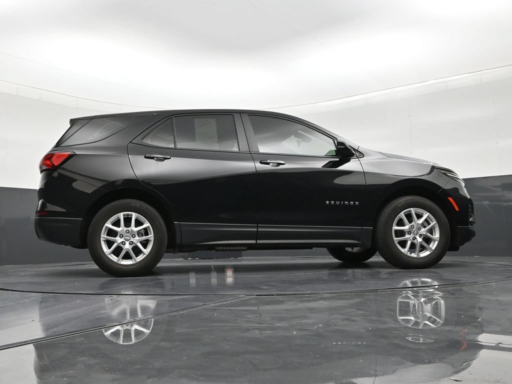 Certified 2024 Chevrolet Equinox LS FWD image 25