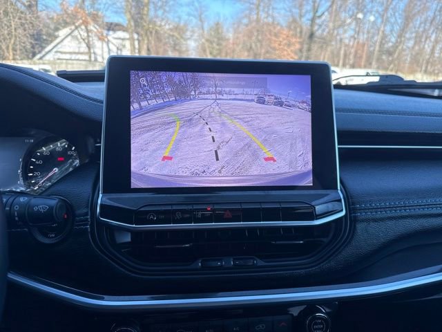 Used 2024 Jeep Compass Latitude w/ Convenience Group image 19