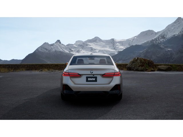New 2027 BMW 530i RWD image 5