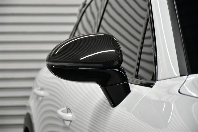 Used 2024 Porsche Cayenne Turbo GT AWD/4WD image 31