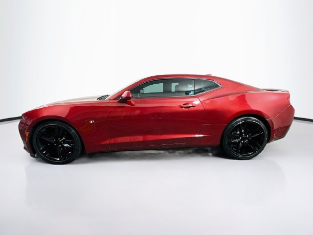 Used 2016 Chevrolet Camaro LT RWD image 5