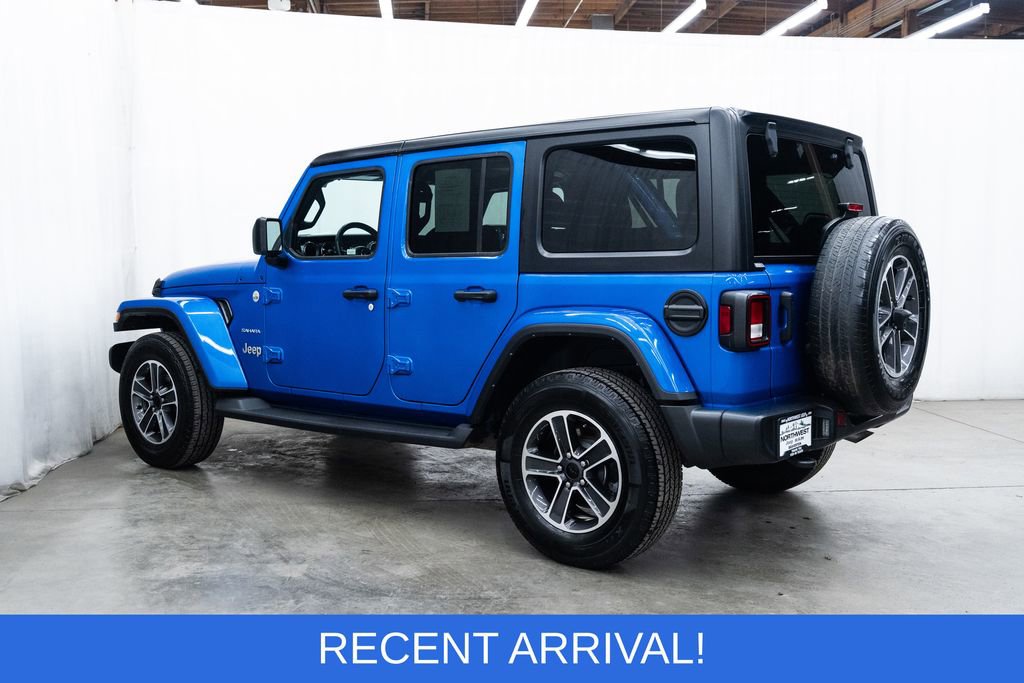 Used 2023 Jeep Wrangler Sahara image 4