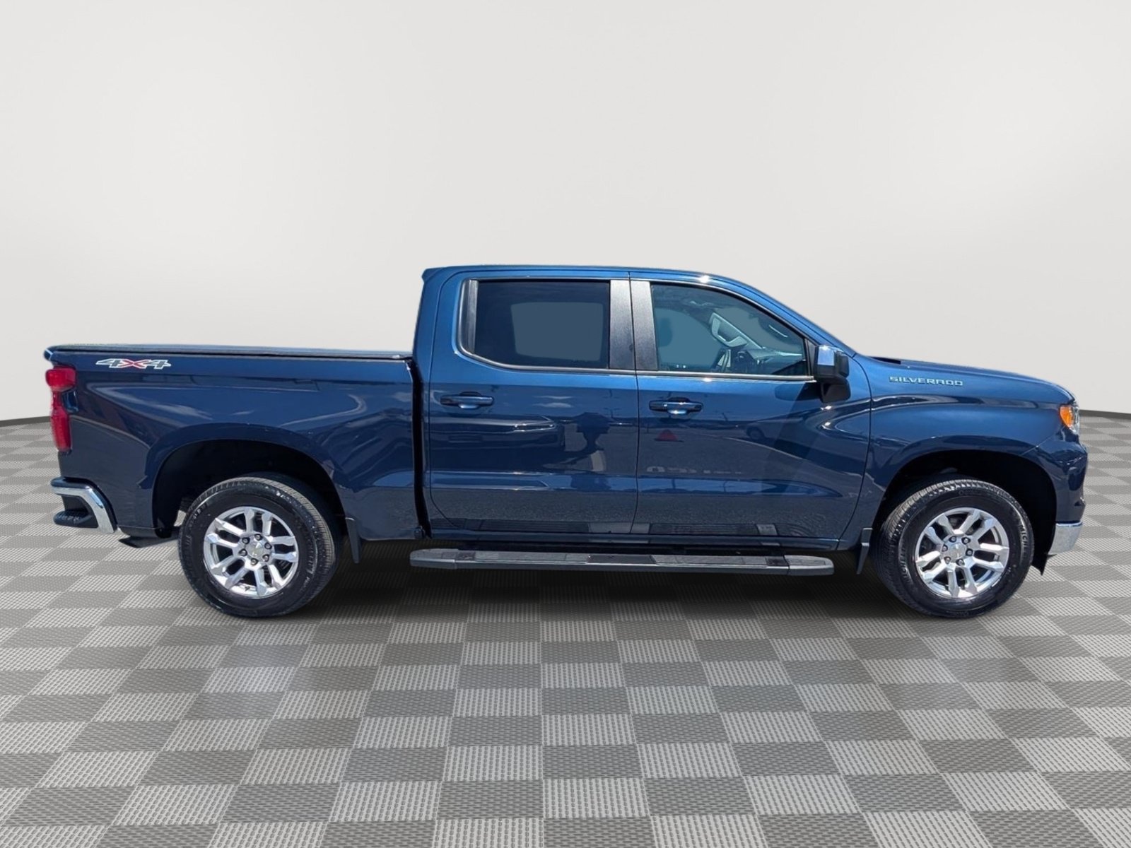 Used 2023 Chevrolet Silverado 1500 LT AWD/4WD image 6