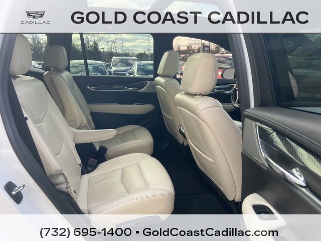 Used 2023 Cadillac XT6 Sport w/ Technology Package image 8