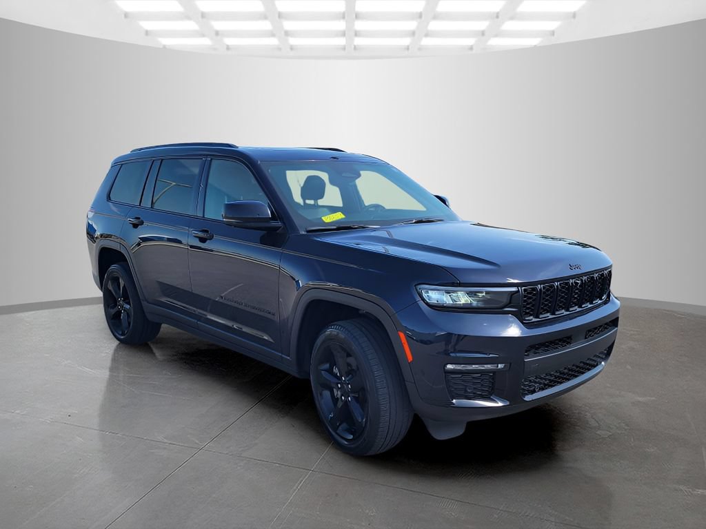 Used 2024 Jeep Grand Cherokee L Limited w/ Luxury Tech Group II RWD image 6