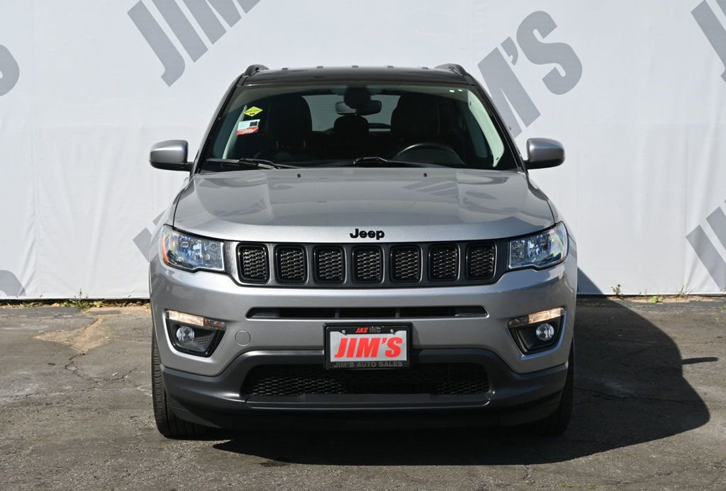 Used 2020 Jeep Compass Latitude FWD image 2