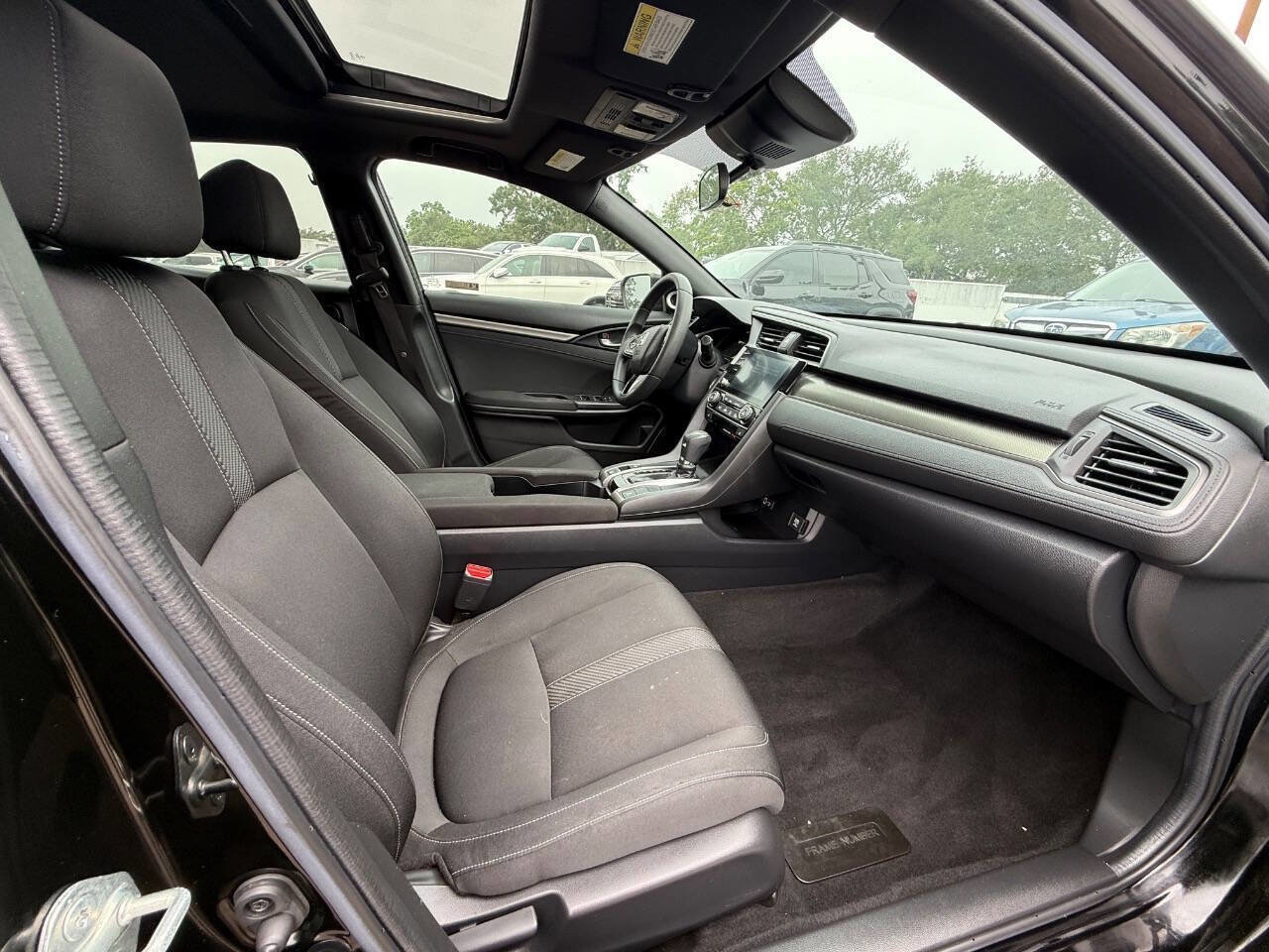 Used 2019 Honda Civic EX image 32