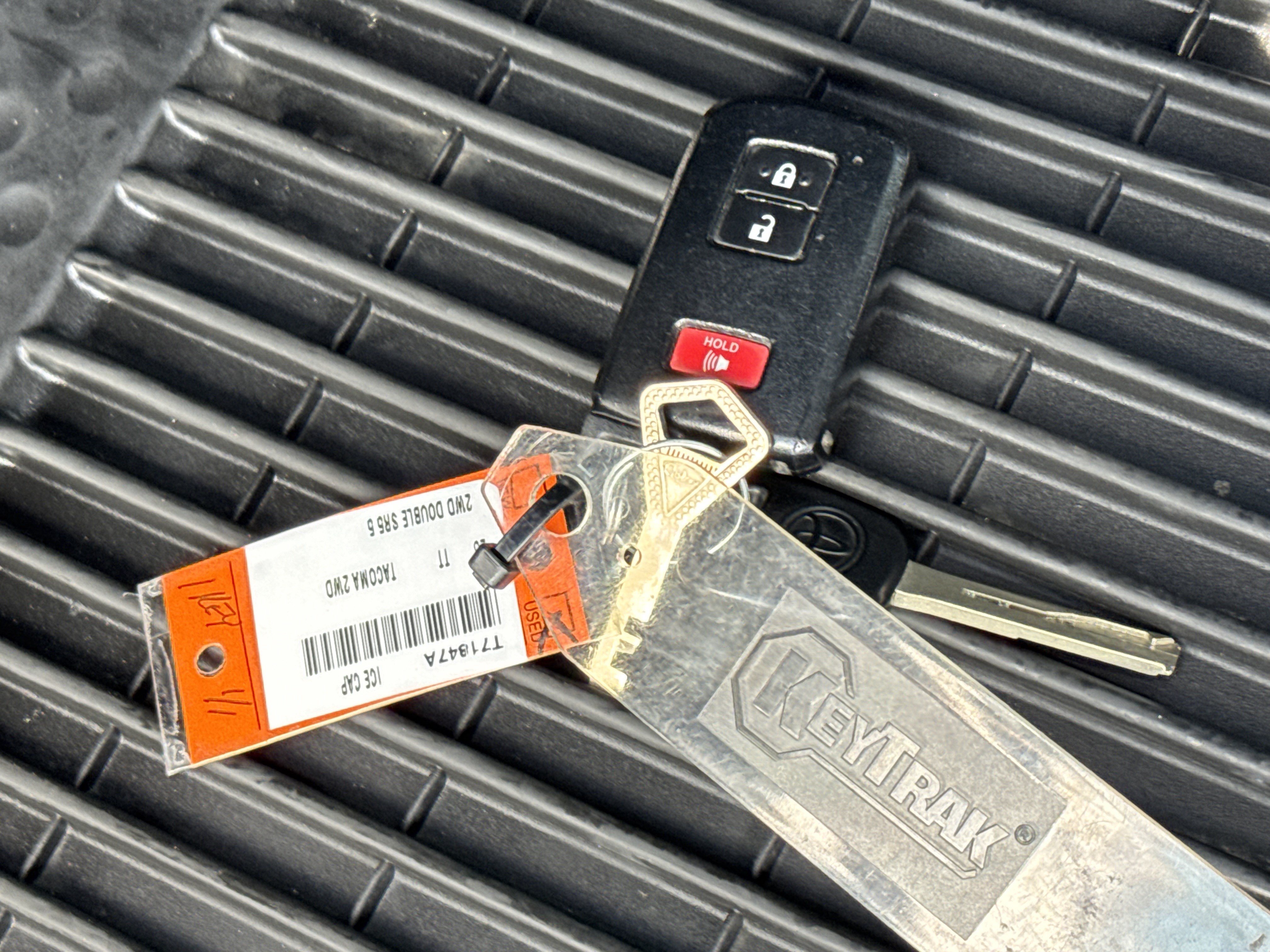 Used 2023 Toyota Tacoma SR5 RWD image 34