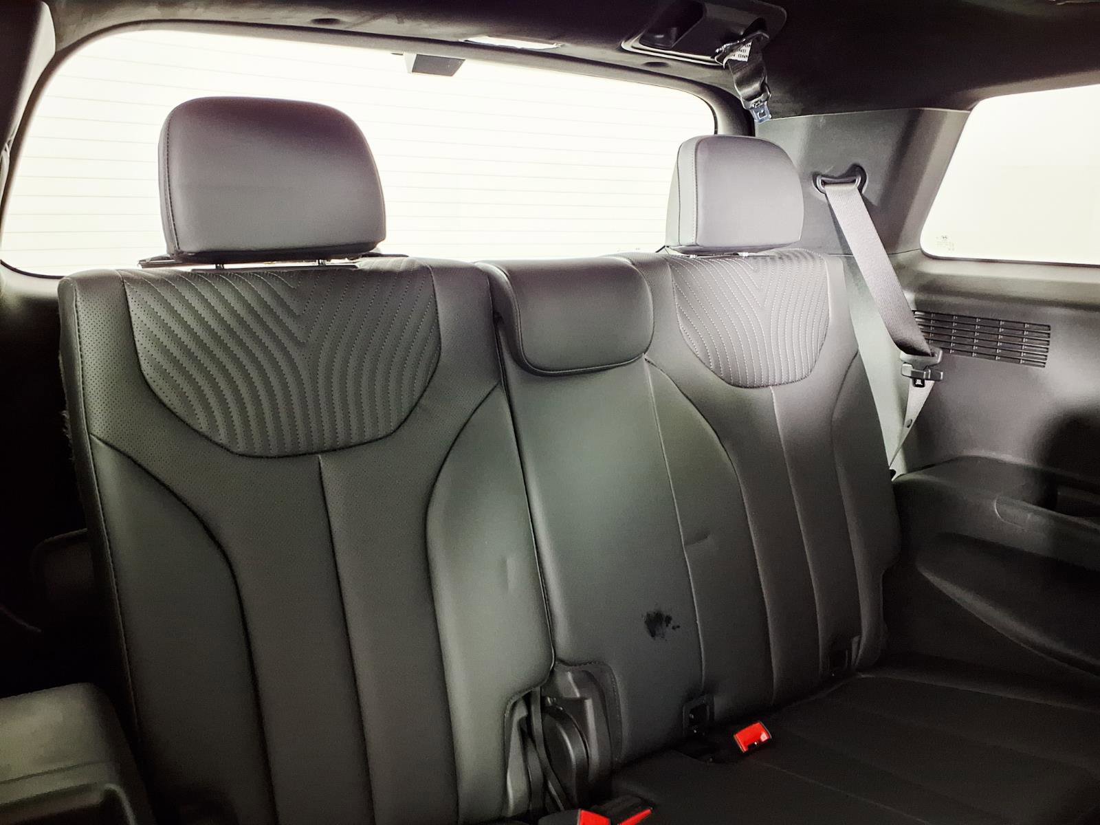 Used 2024 Hyundai Palisade Calligraphy AWD/4WD image 13