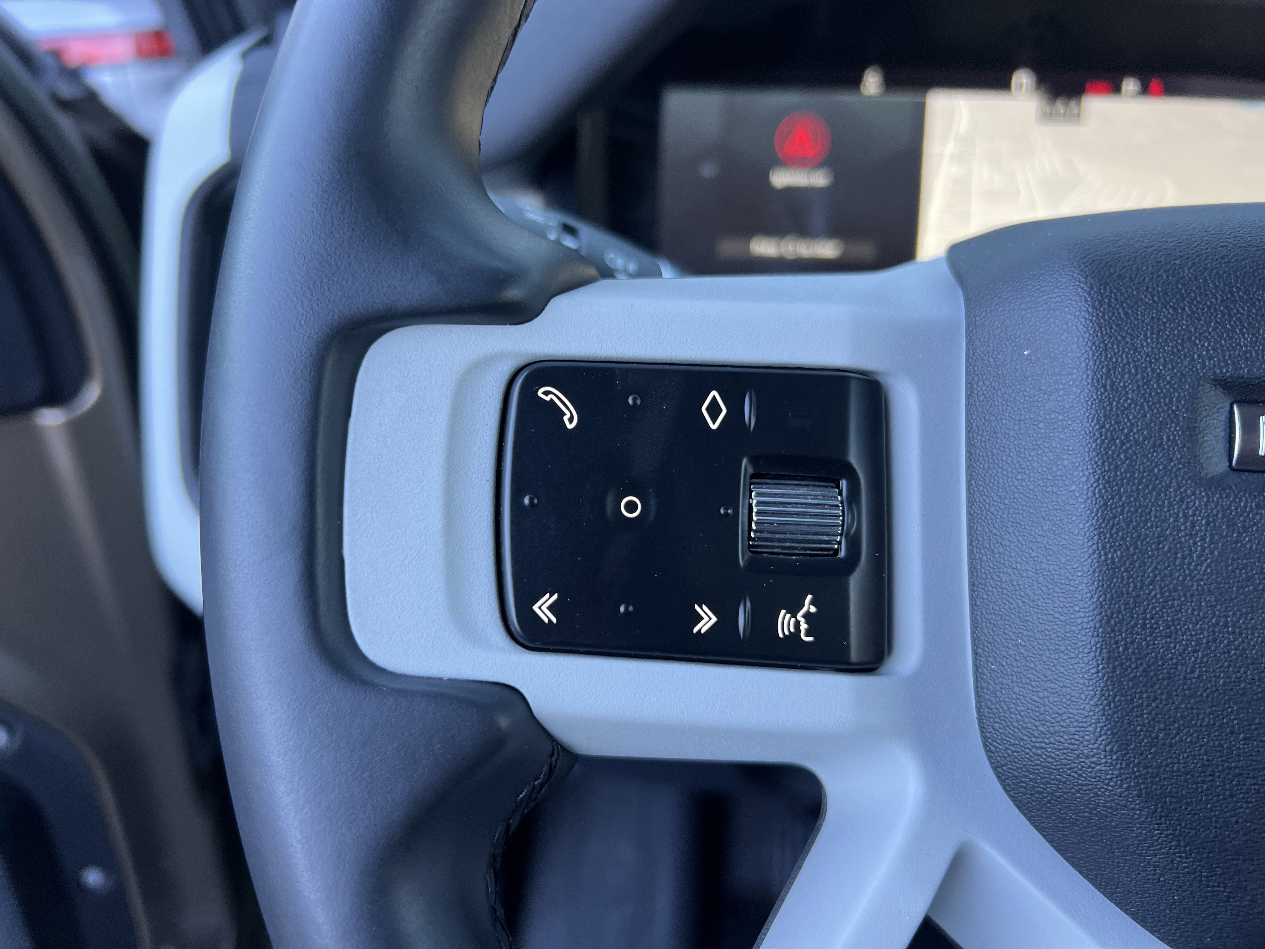 Certified 2023 Land Rover Defender 90 S image 20