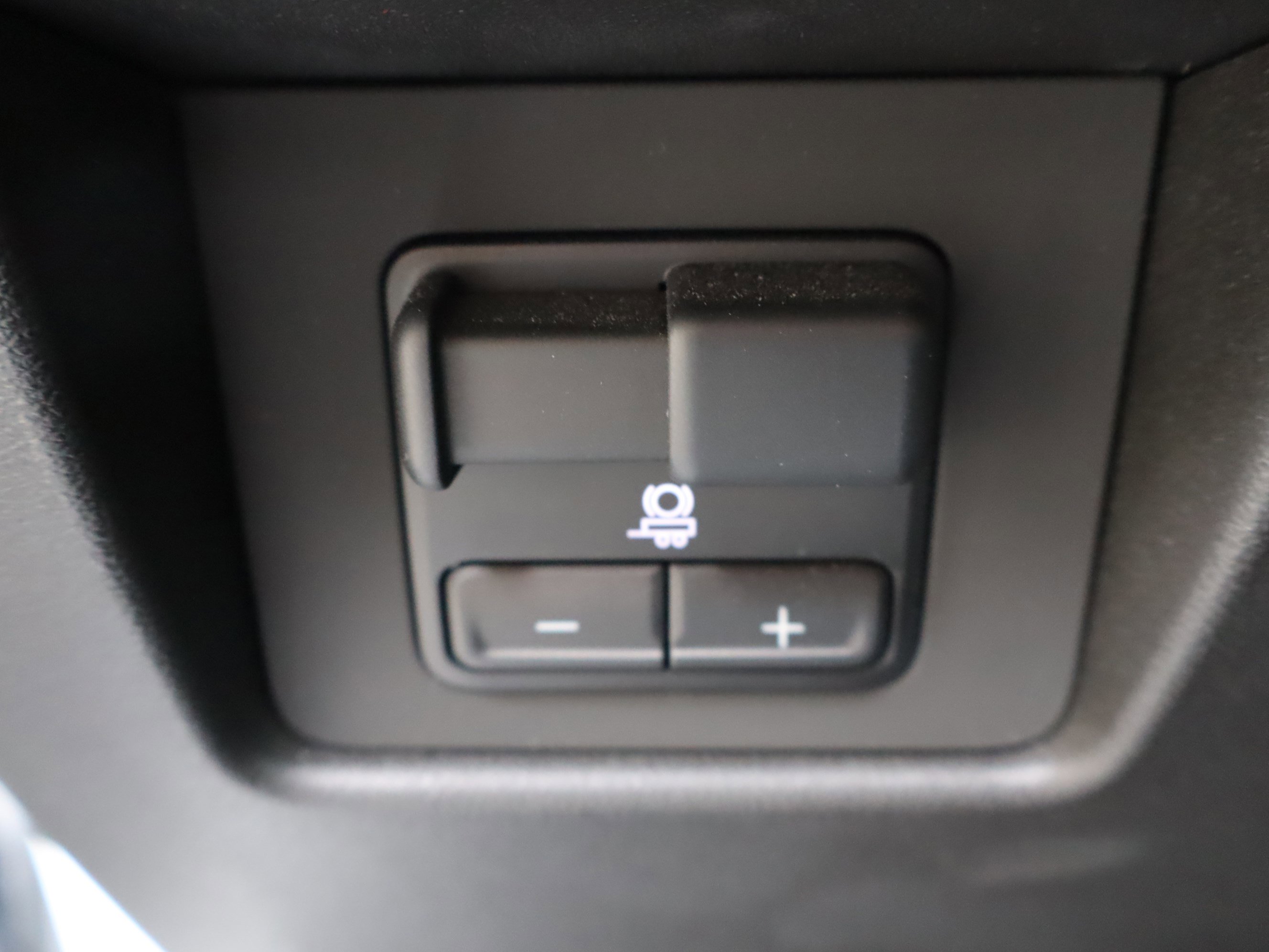 Certified 2023 Chevrolet Colorado Trail Boss w/ Technology Package image 21