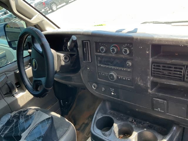 Used 2022 Chevrolet Express 2500 w/ Driver Convenience Package RWD image 10