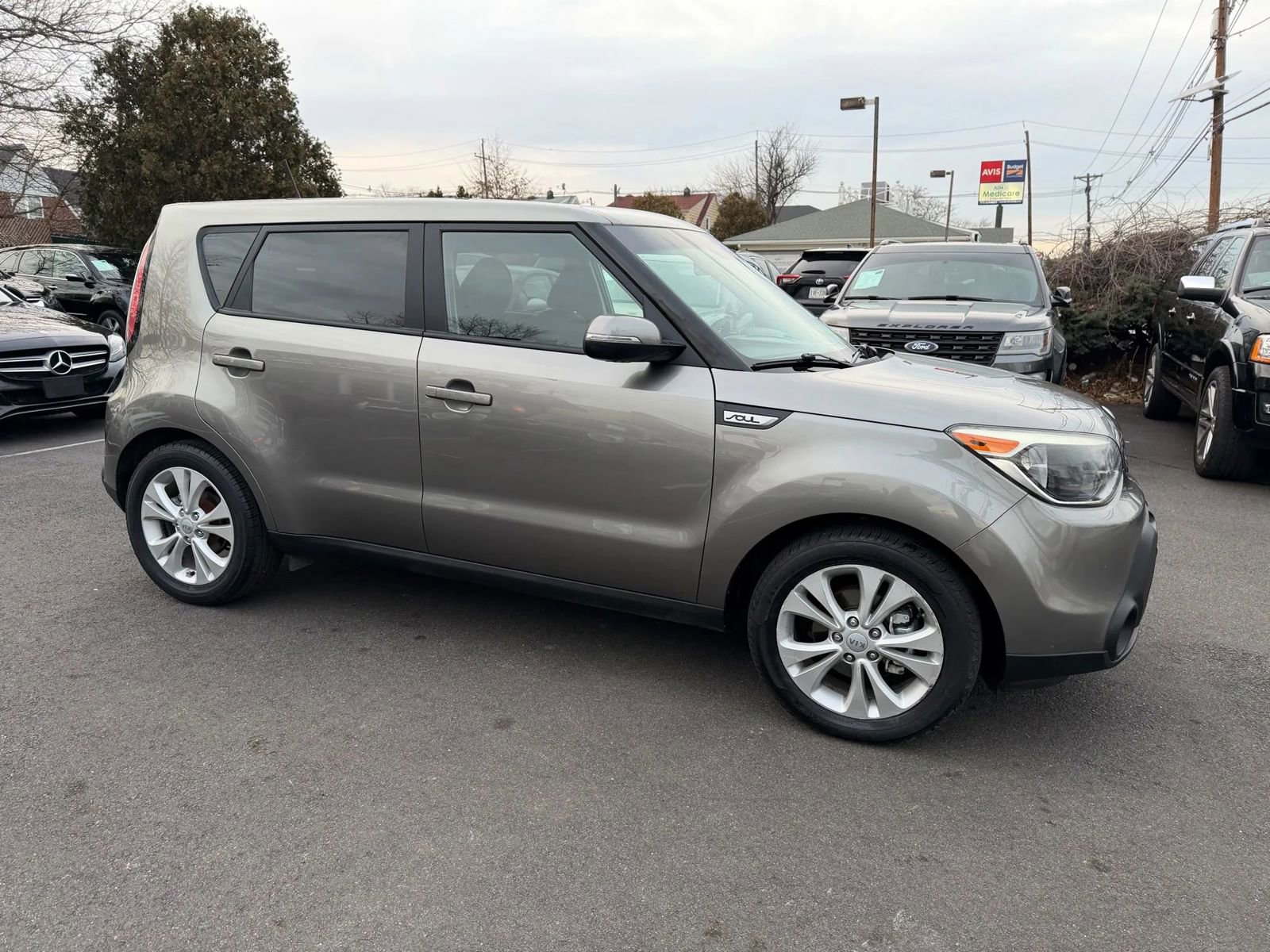 Used 2014 Kia Soul + FWD image 10