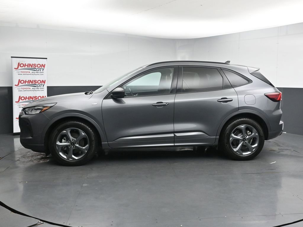 Used 2024 Ford Escape ST-Line image 5