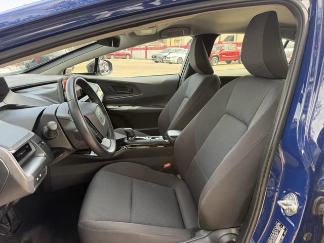 Used 2025 Toyota Prius LE FWD image 25