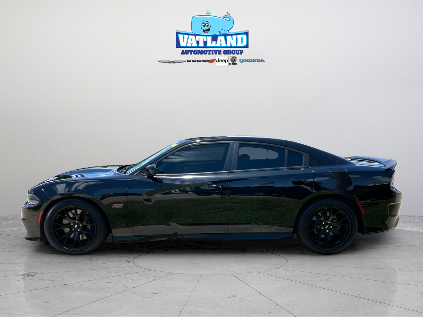 Certified 2019 Dodge Charger Scat Pack w/ Dynamics Package RWD image 2