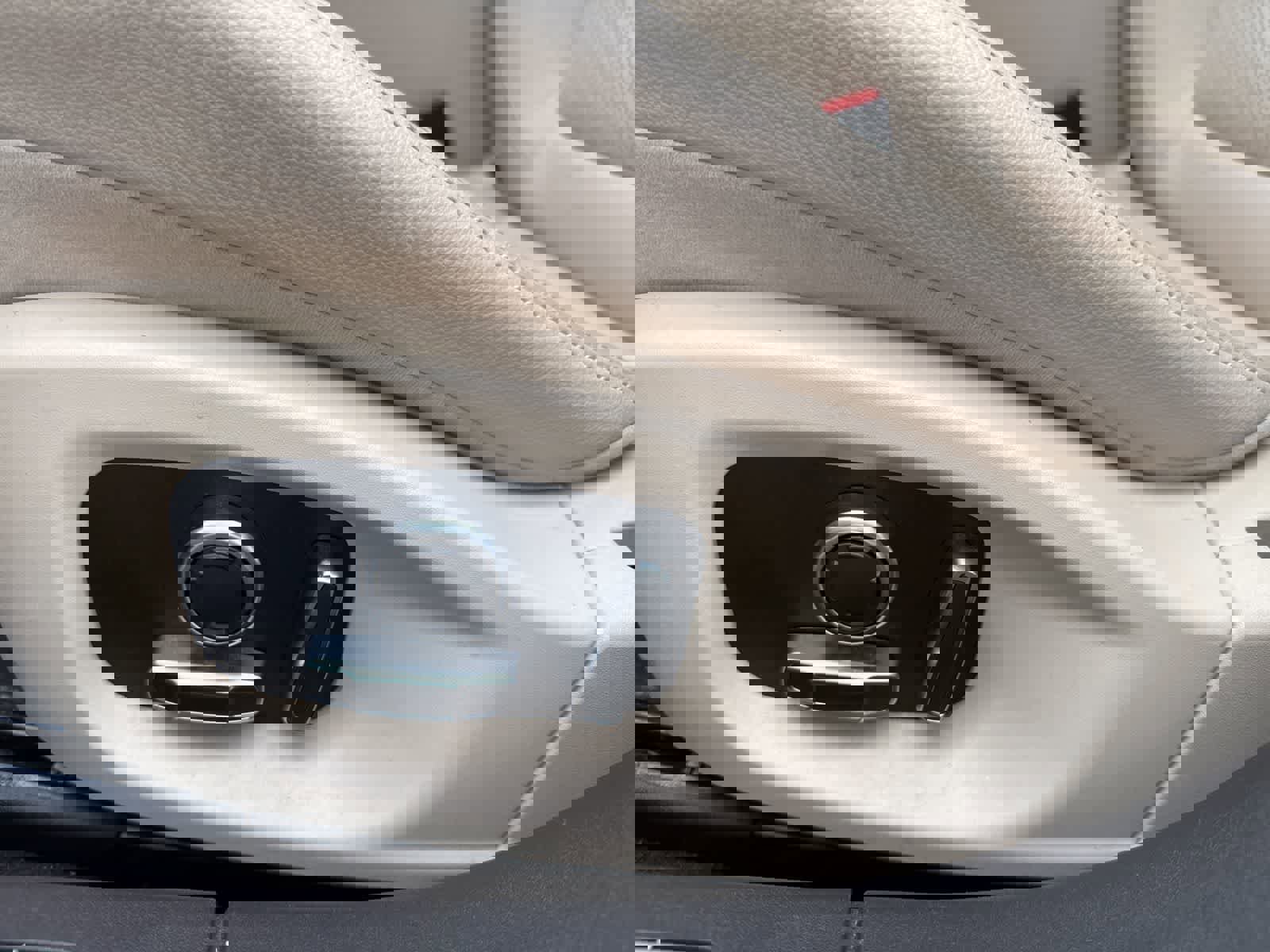 Used 2020 Jaguar XF Prestige image 16