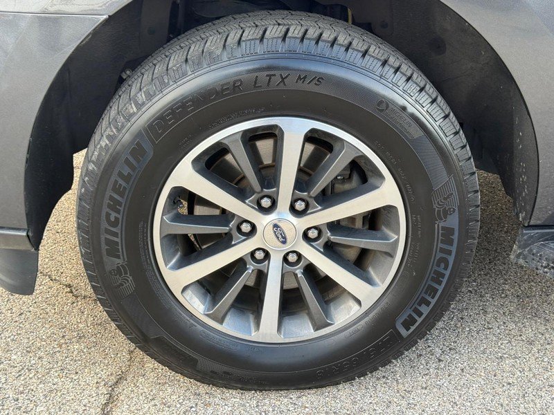 Certified 2020 Ford Expedition XLT image 9