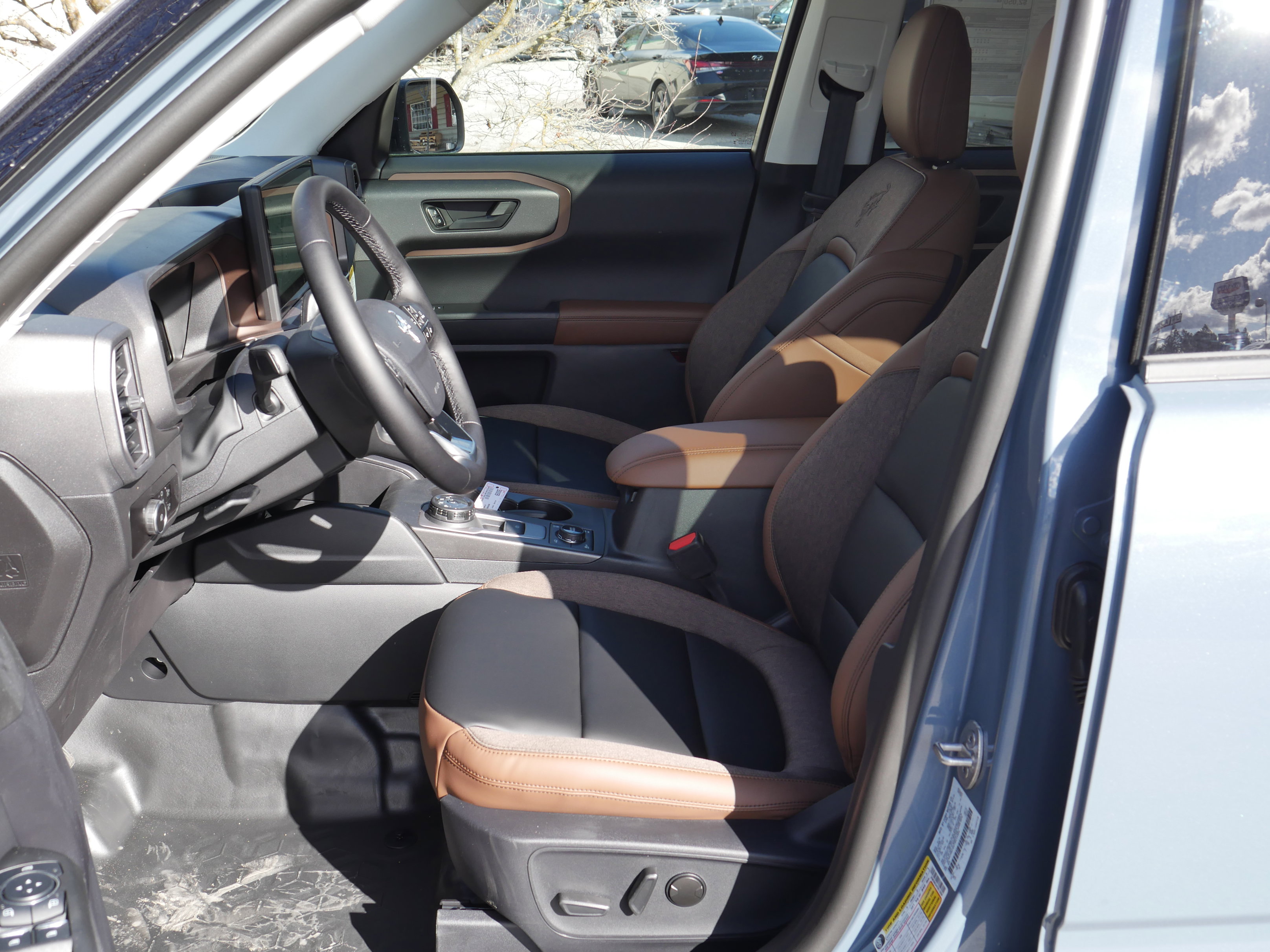 New 2026 Ford Bronco Sport Outer Banks w/ Sasquatch Outer Banks Package image 3