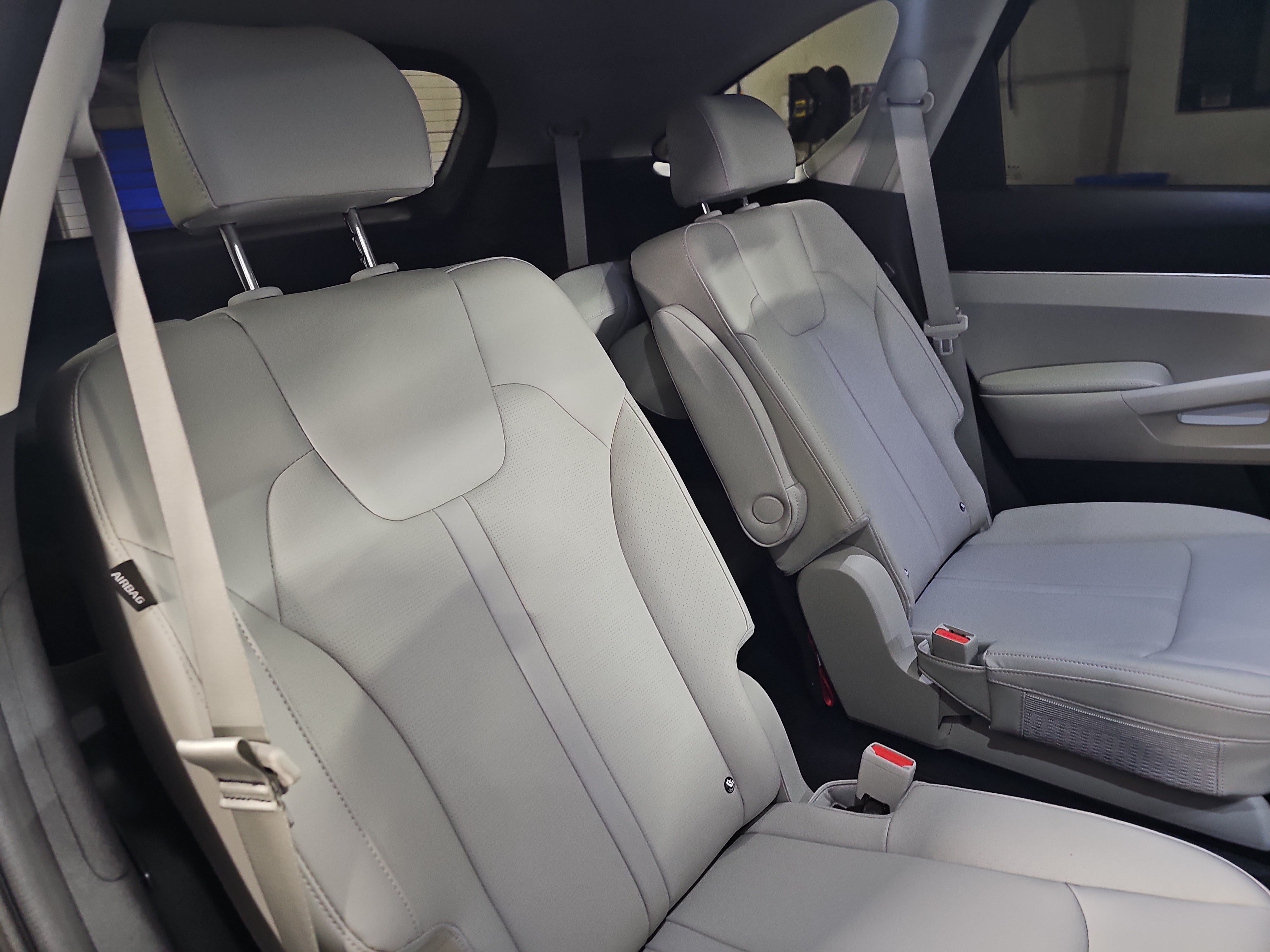 Used 2025 Kia Sorento EX w/ Panoramic Sunroof Package FWD image 12