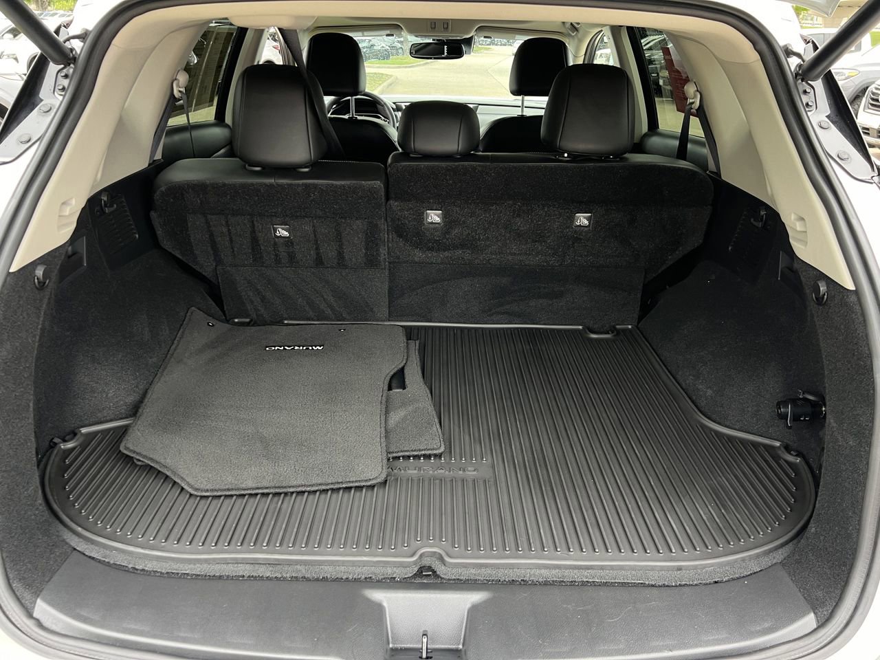 Used 2023 Nissan Murano SL w/ SL Moonroof Package FWD image 26