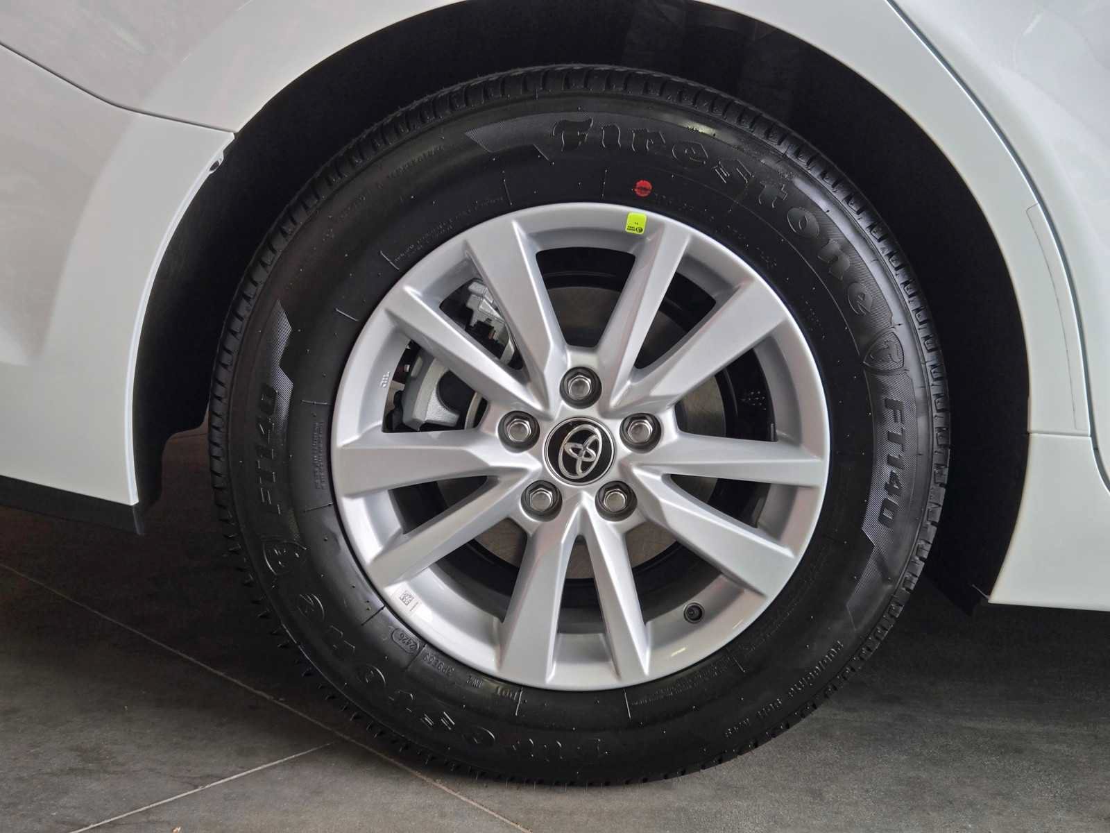 New 2026 Toyota Camry LE w/ Convenience Package FWD image 4