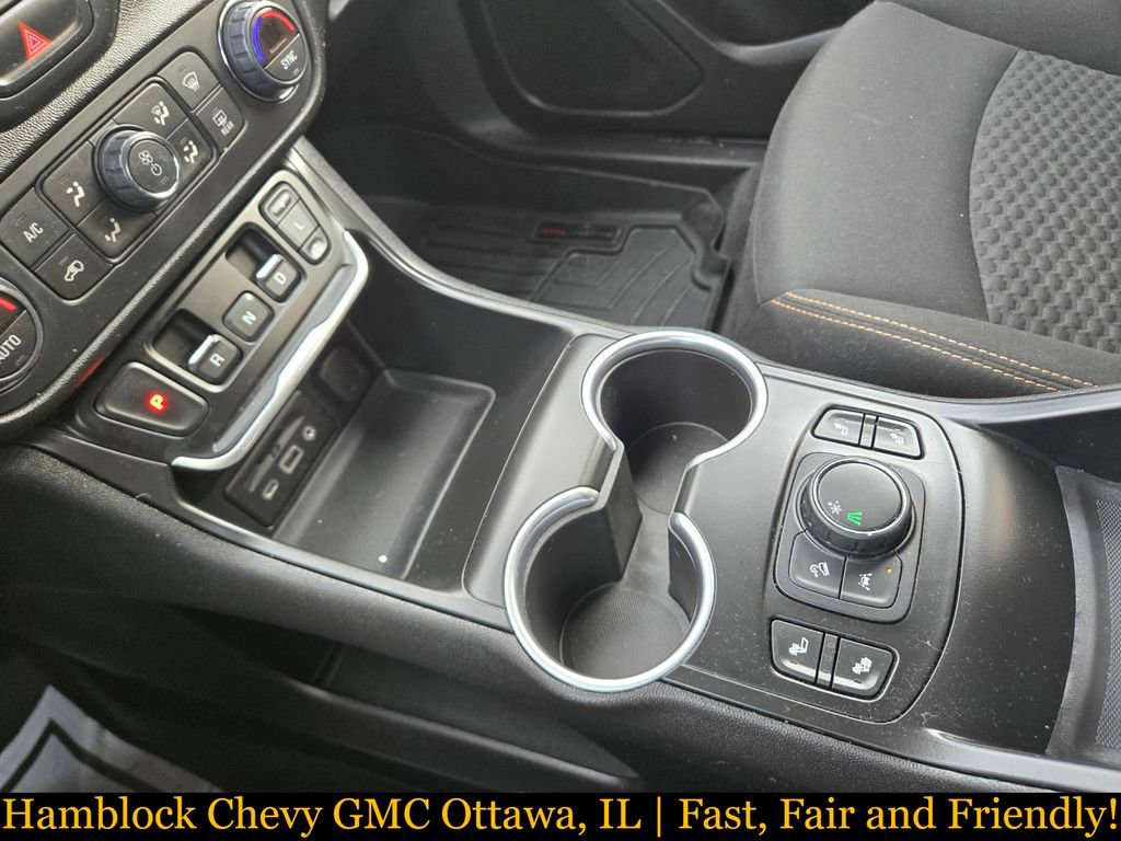 Used 2020 GMC Terrain SLE w/ Driver Convenience Package FWD image 11