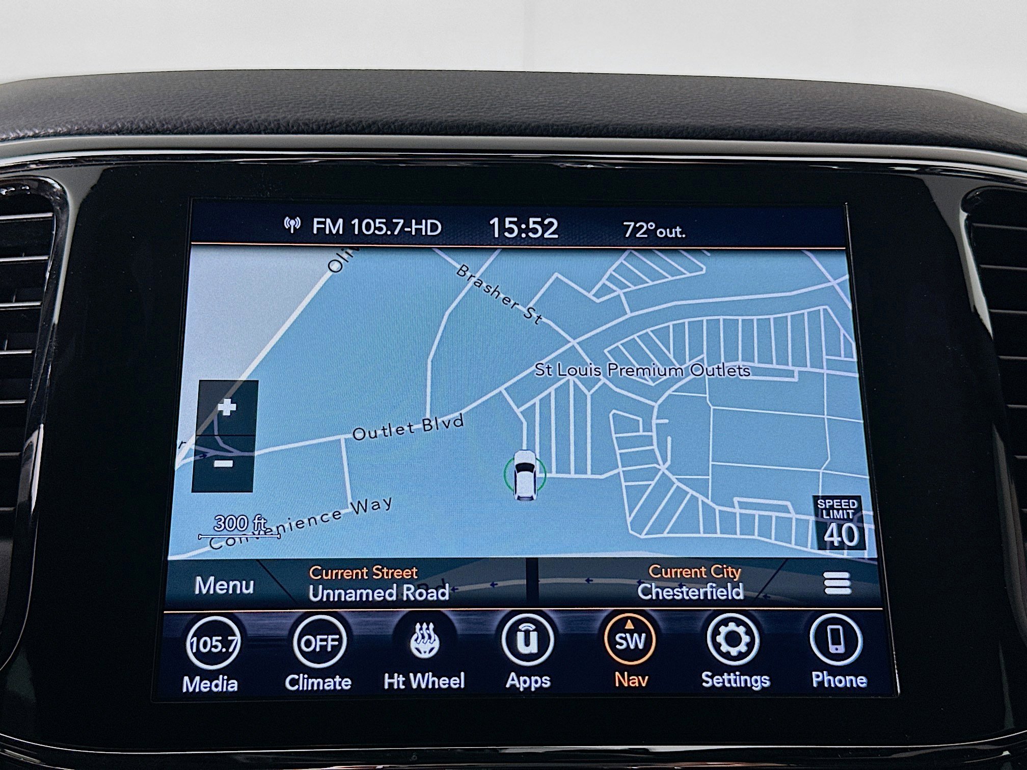 Used 2022 Jeep Grand Cherokee Laredo E w/ Security & Convenience Group image 22