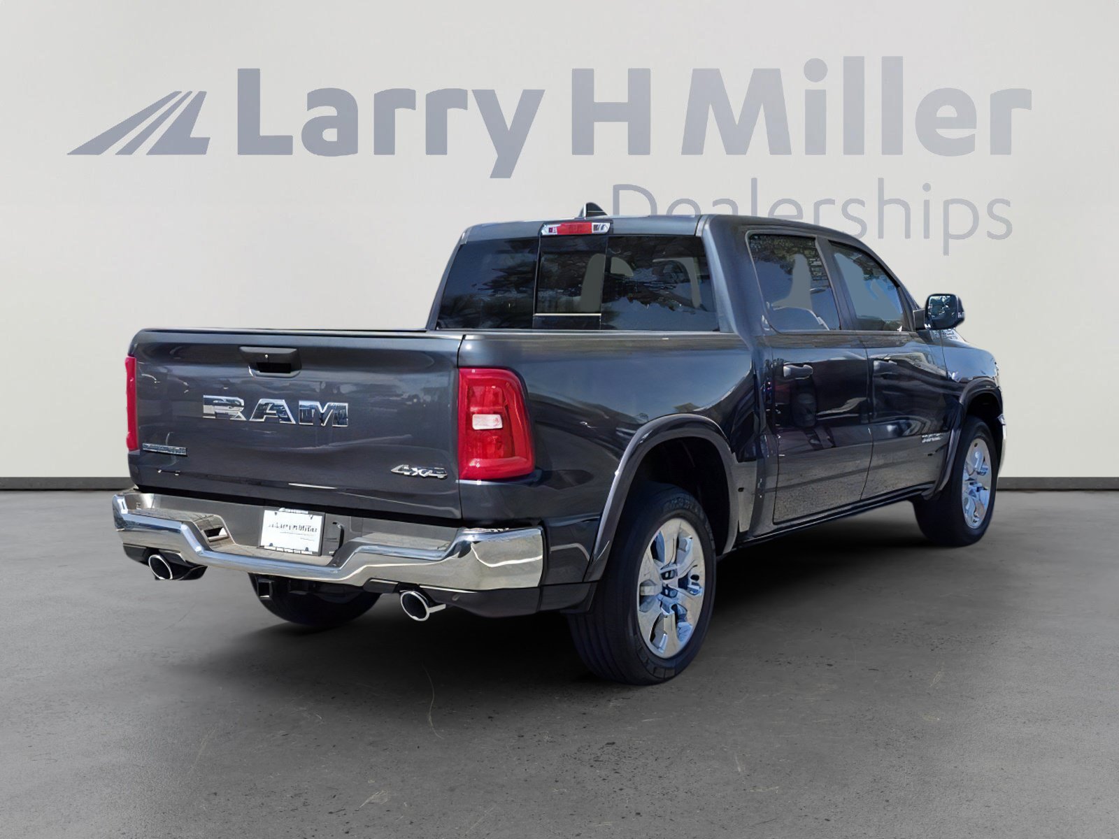 New 2026 RAM 1500 Big Horn AWD/4WD image 5