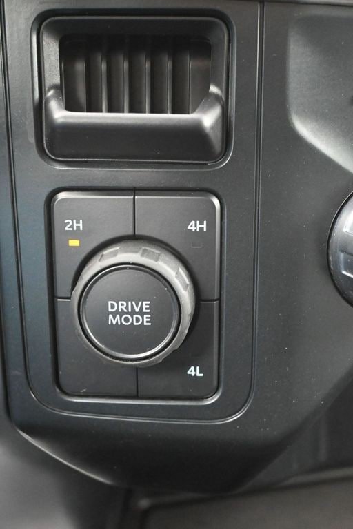 Used 2025 Ford F150 XLT w/ Equipment Group 301A Standard AWD/4WD image 14