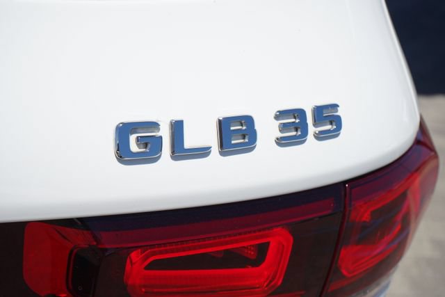 Certified 2022 Mercedes-Benz GLB 35 AMG 4MATIC image 15