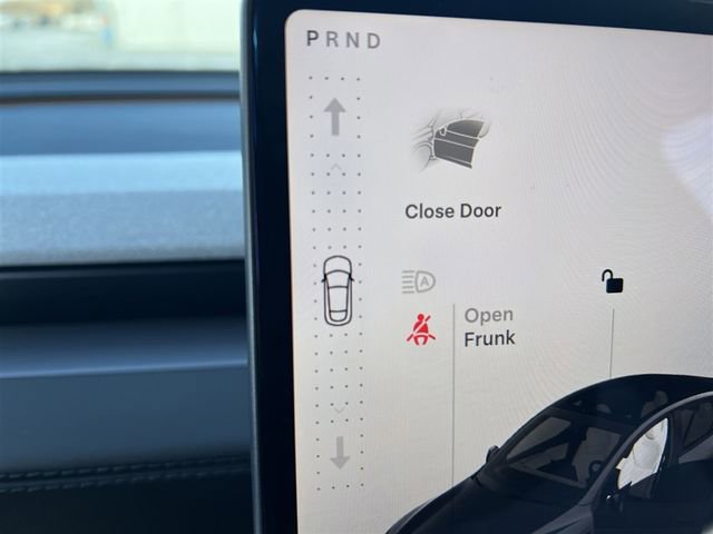 Used 2026 Tesla Model Y Long Range image 25
