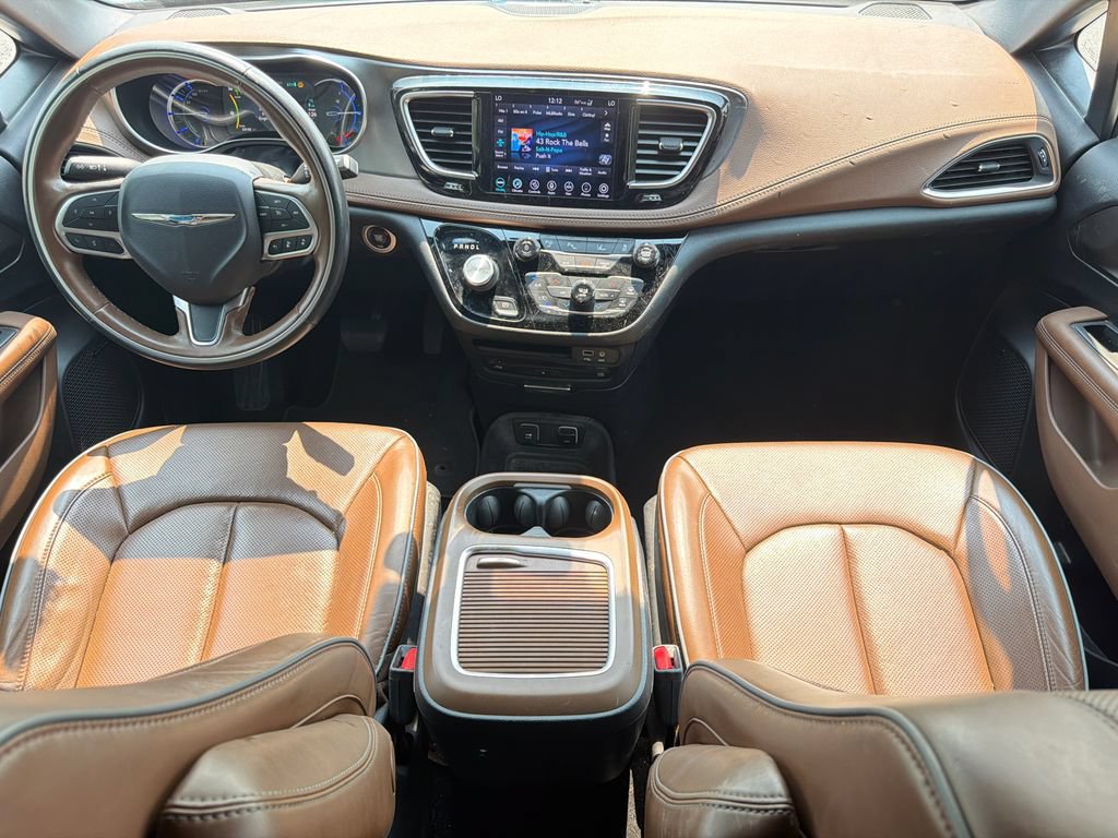 Used 2020 Chrysler Pacifica Limited w/ Advanced Safetytec Group FWD image 26