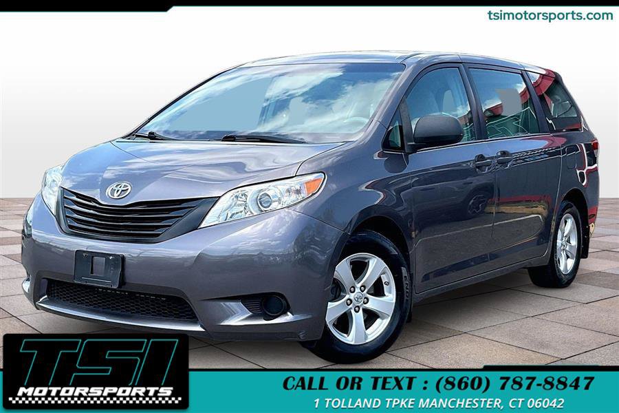 Used 2013 Toyota Sienna L FWD image 1