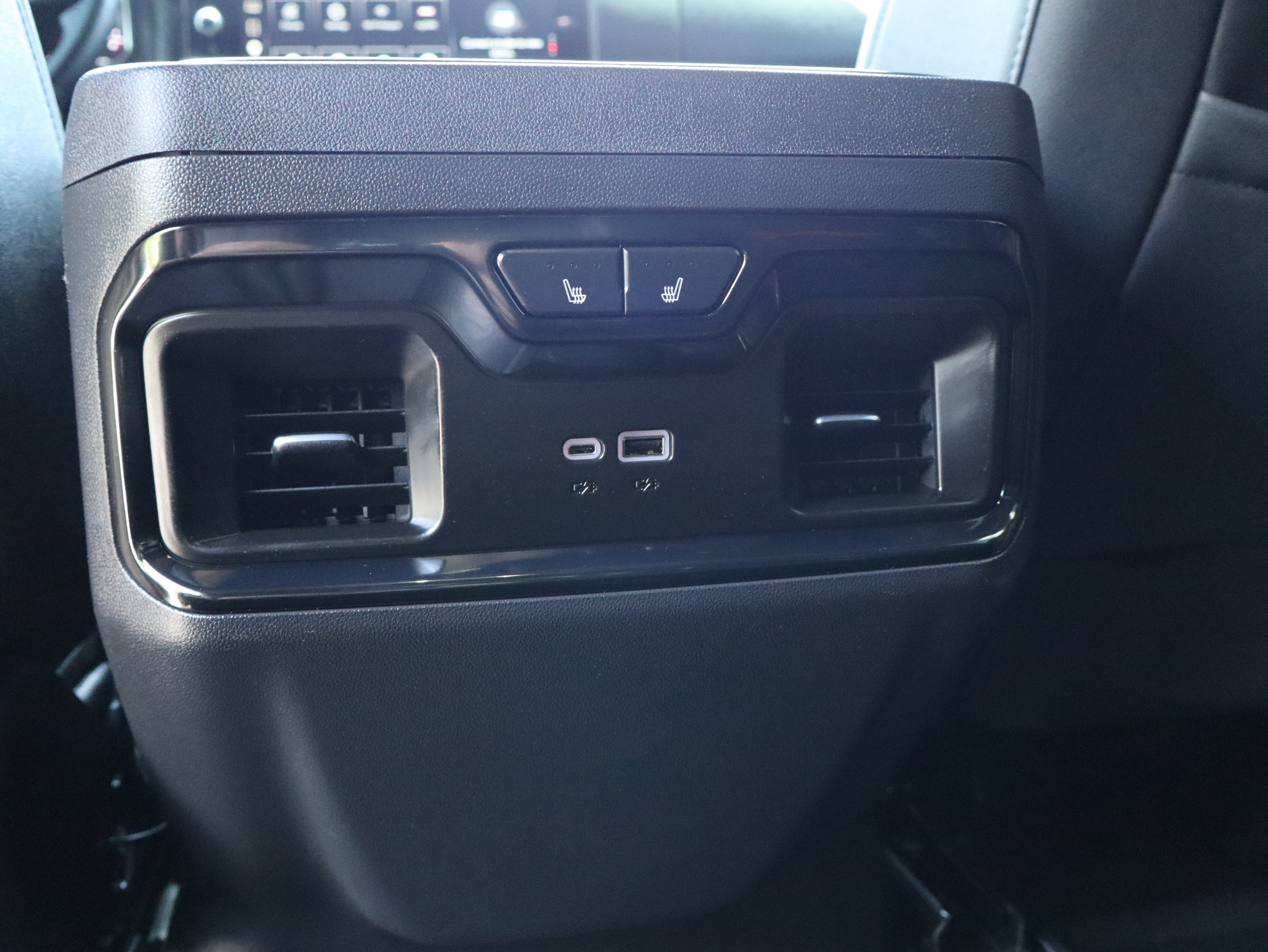 Used 2026 GMC Sierra 1500 AT4 w/ AT4 Premium Package AWD/4WD image 44