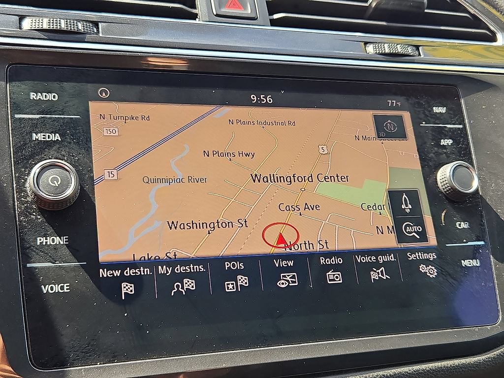 Used 2018 Volkswagen Tiguan SEL FWD image 17