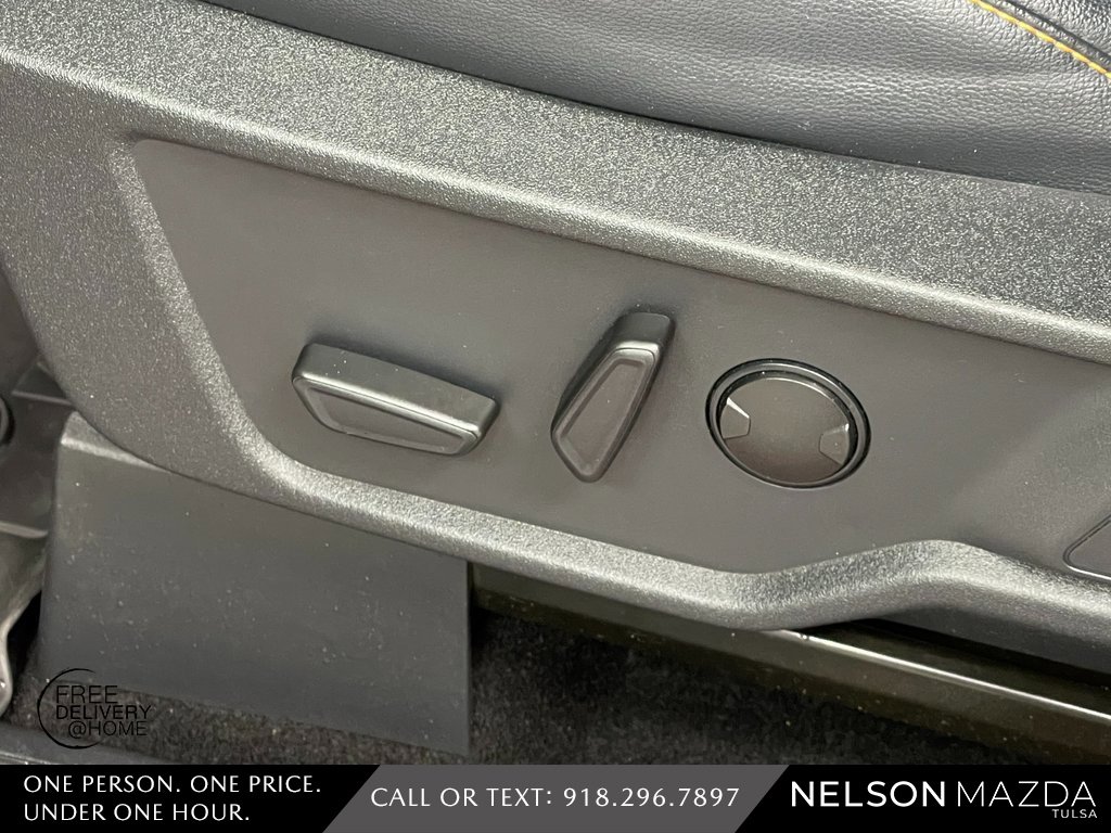 Used 2023 Ford Bronco Badlands image 20