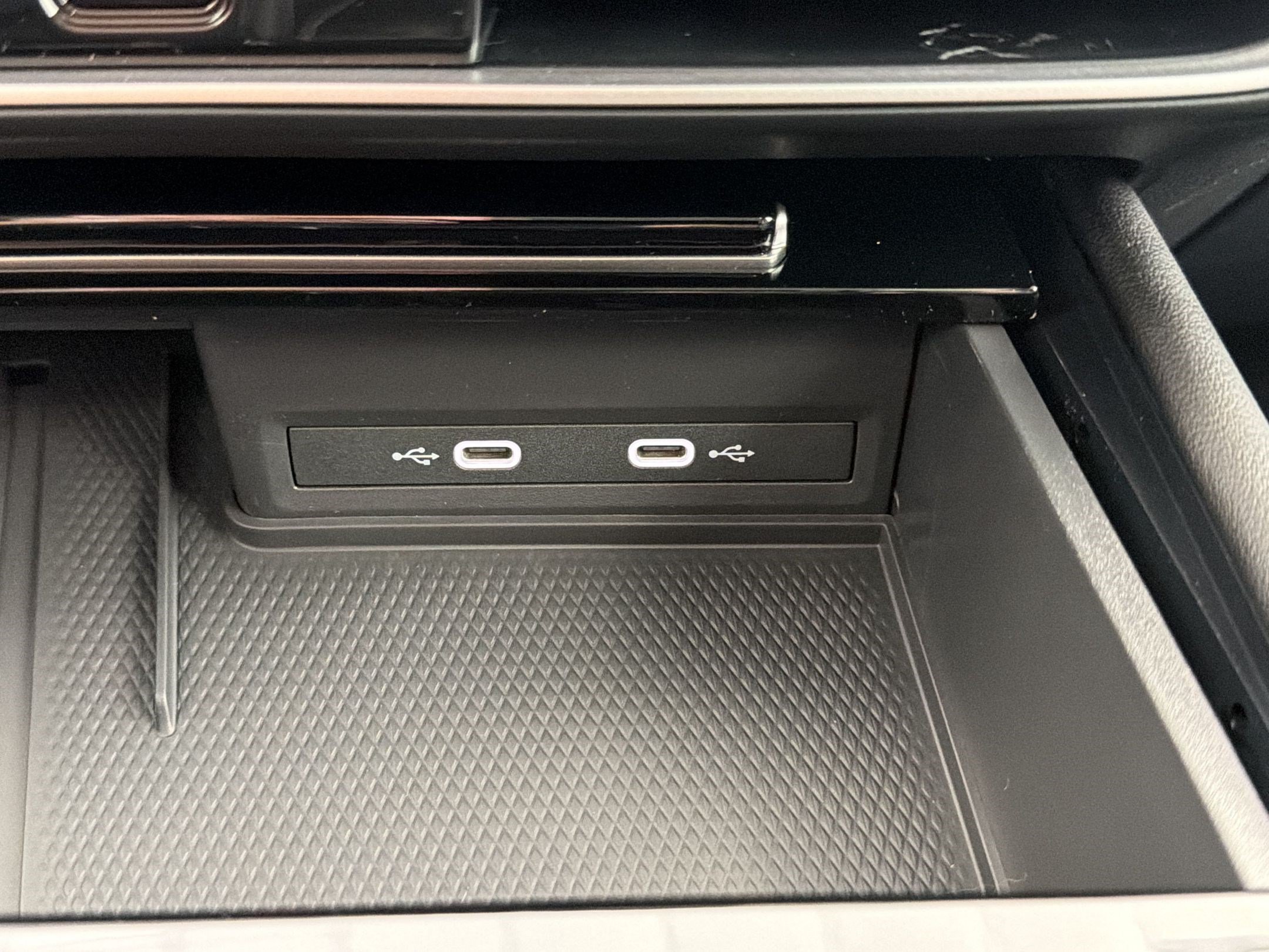 New 2026 Volkswagen Atlas SE FWD image 31