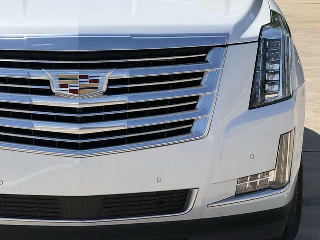 Used 2020 Cadillac Escalade Platinum RWD image 8