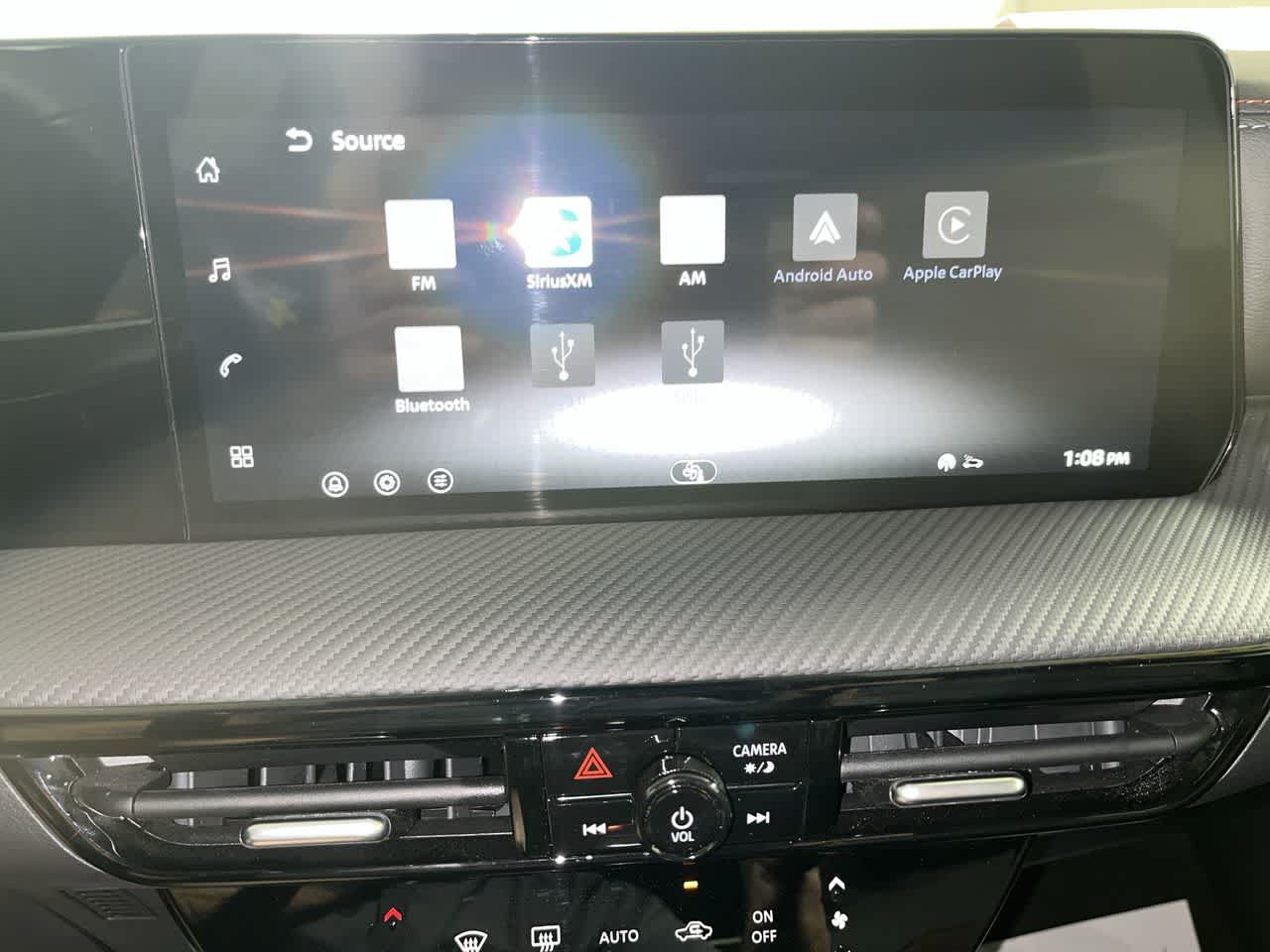 Used 2026 Nissan Kicks SR FWD image 18