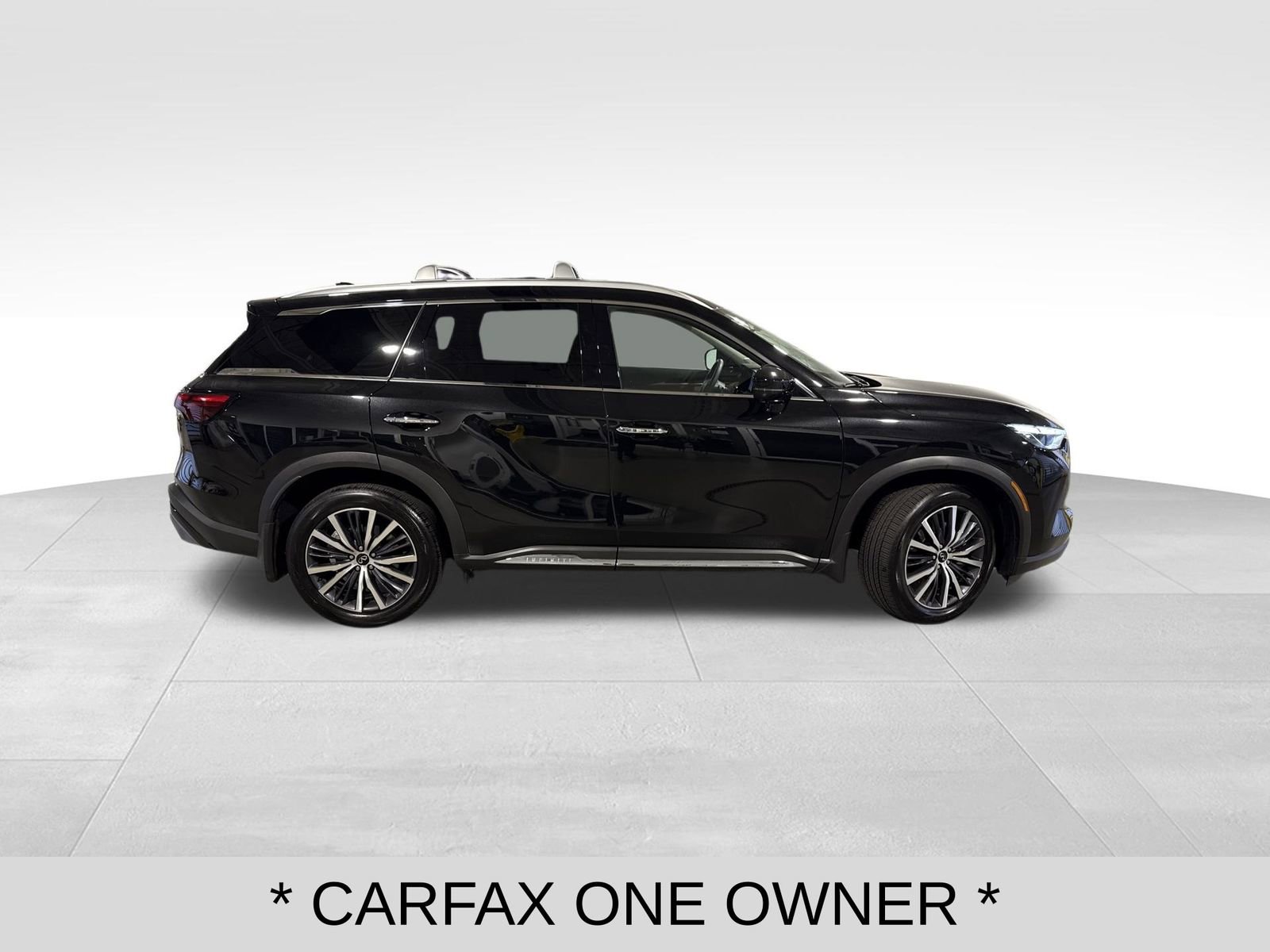 Certified 2025 INFINITI QX60 Sensory image 6