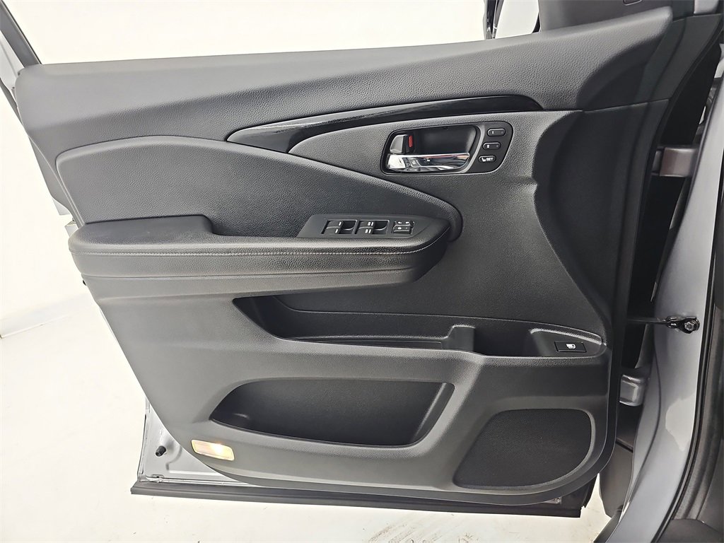 Certified 2020 Honda Ridgeline RTL-E image 33