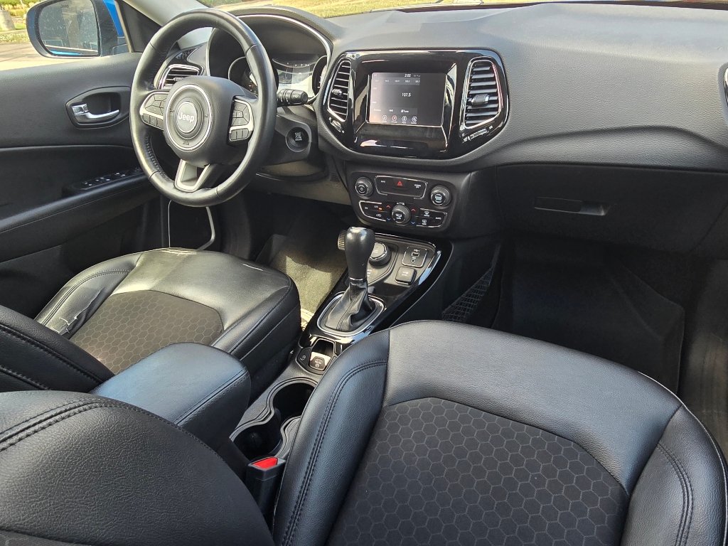 Used 2019 Jeep Compass Latitude AWD/4WD image 29