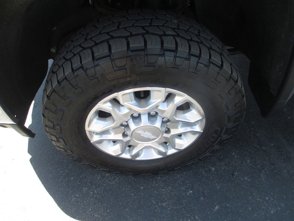 Used 2020 Chevrolet Silverado 3500 W/T w/ Gooseneck/5TH Wheel Package AWD/4WD image 16